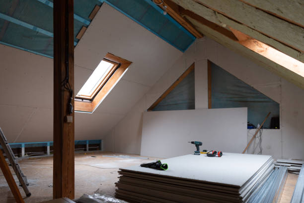 Best Garage Insulation Installation  in Center Point, IA